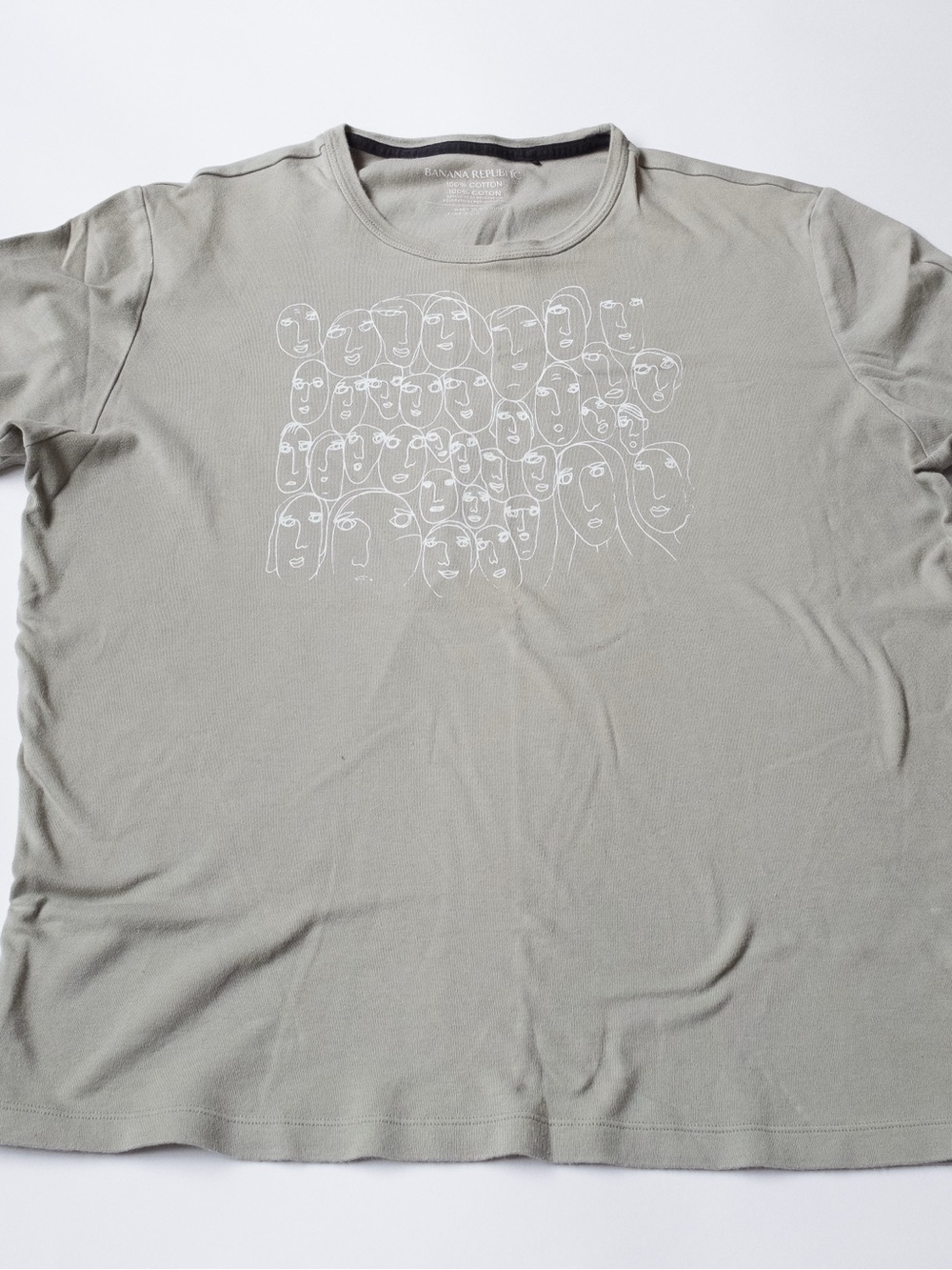 Banana Republic Olive Graphic Crewneck Tee with White Line Art